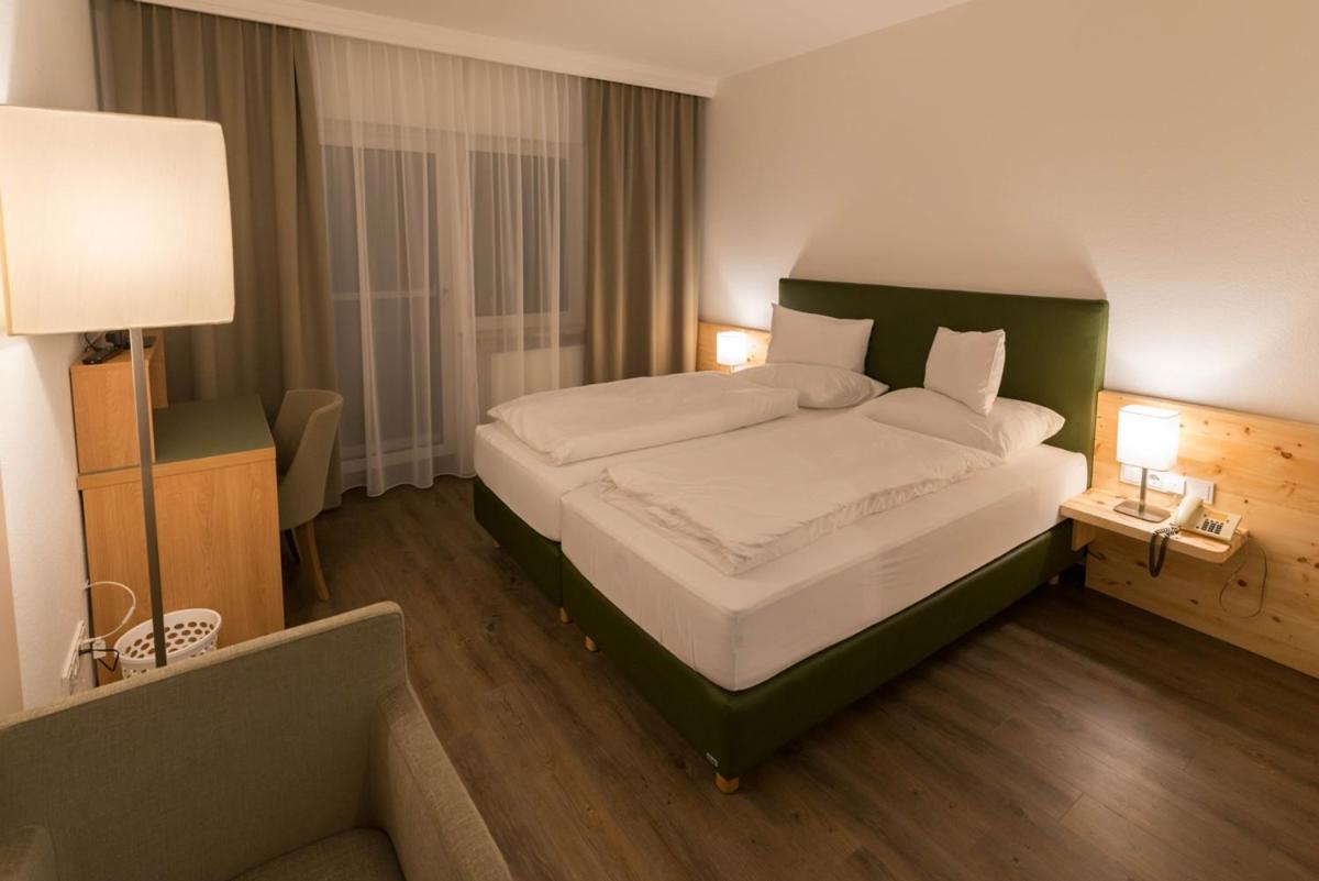 Hotel Gruenes Tuerl บัดชัลเลอร์บาค ภายนอก รูปภาพ